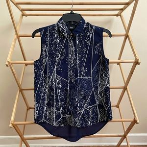 NAVY PRINT SLEEVELESS TOP